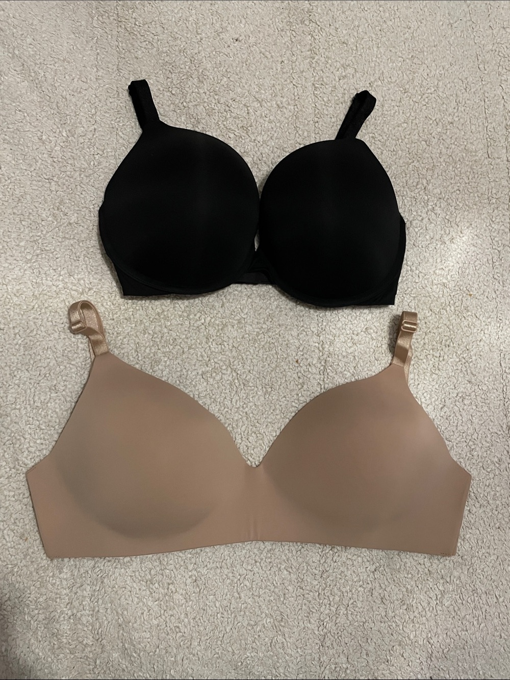 Victoria's Secret Smooth T-Shirt Bras in Black and Nude
